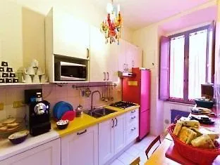 ローマ ドリーム ステーション Bed & Breakfast イタリア