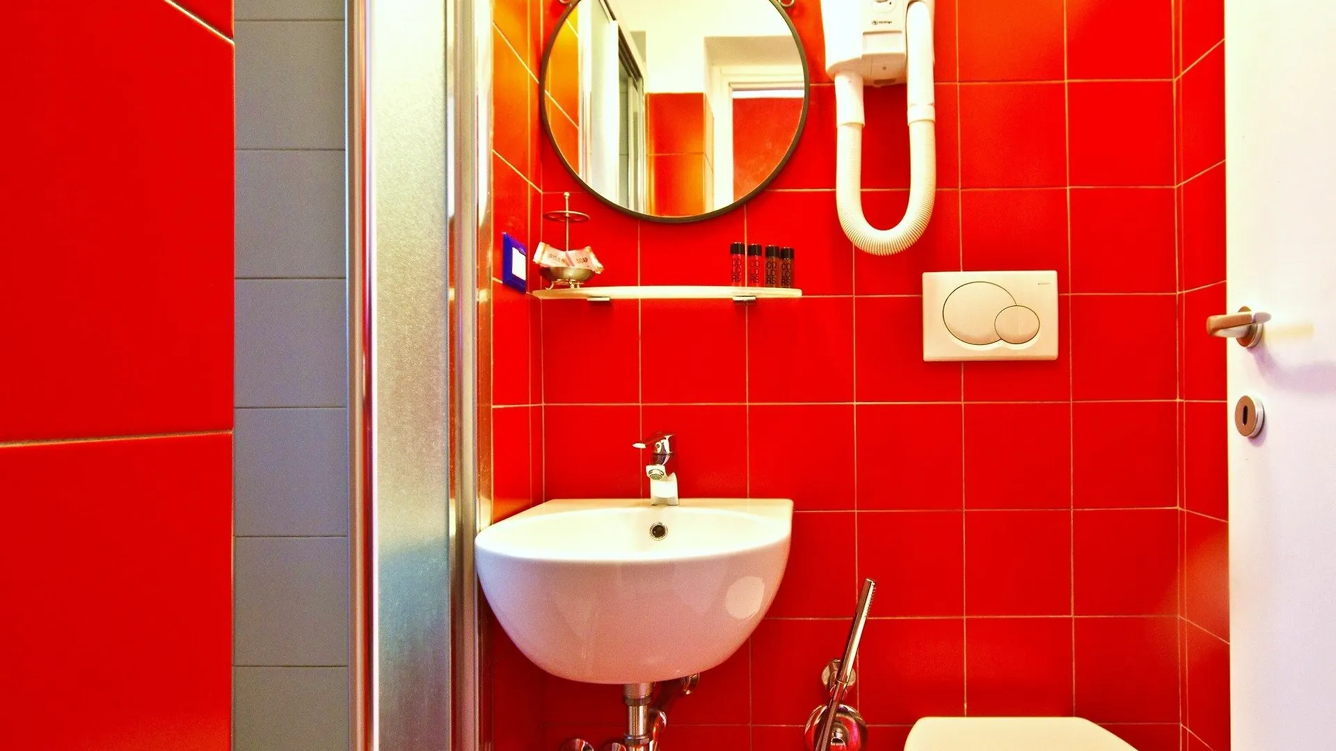 ***  ローマ ドリーム ステーション Bed & Breakfast イタリア